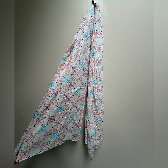 Disney Minnie Mouse Scarf and Colorful Mickey Patterned Scarf - Picture 2 of 6